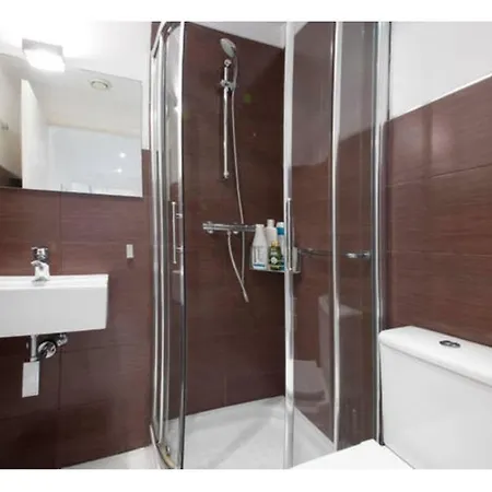 White Cozy Flat In Donostia 圣塞瓦斯蒂安