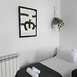 White Cozy Flat In Donostia דירה סן סבסטיאן